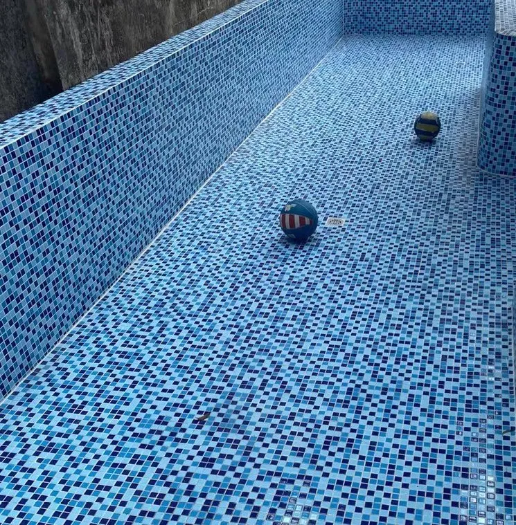 Pool Tile Application
