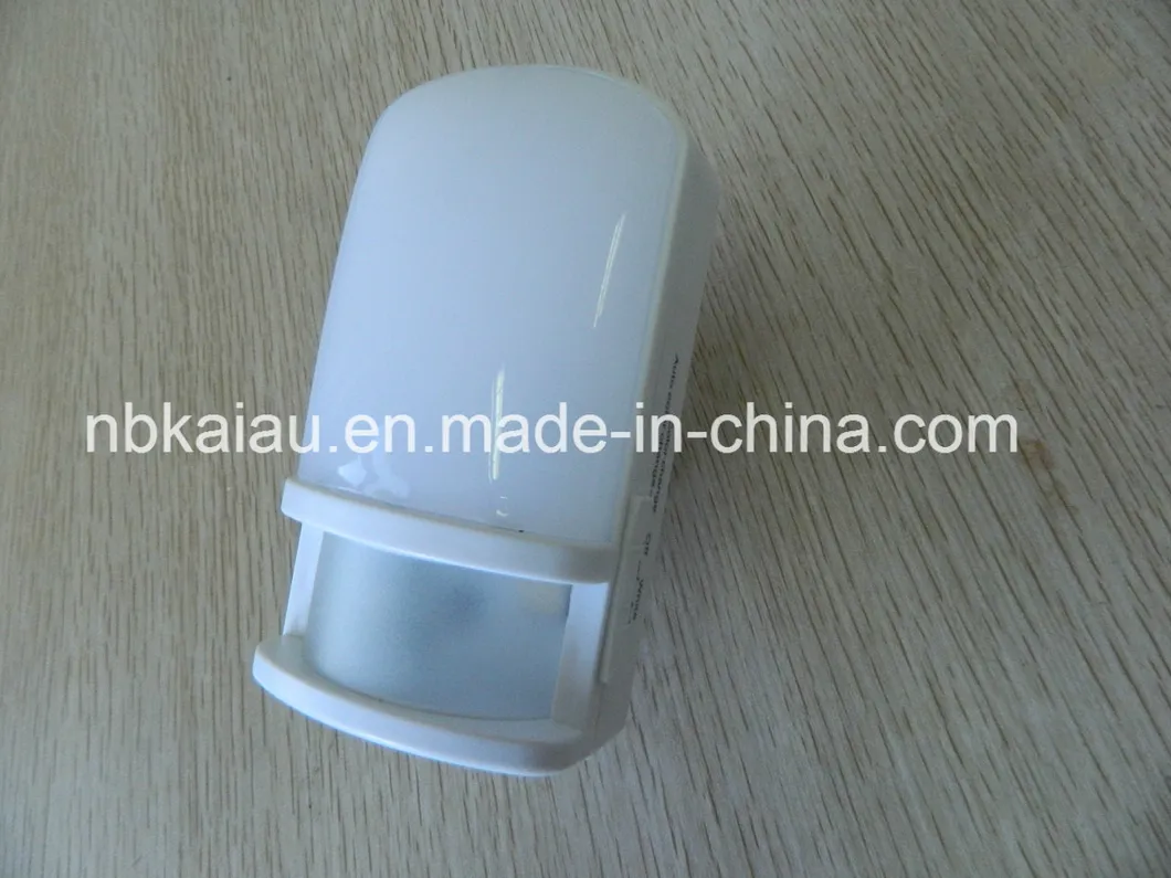 220V UK Plug Europe Plug Day and Night Photo Photocell Sensor Color Change LED Night Light