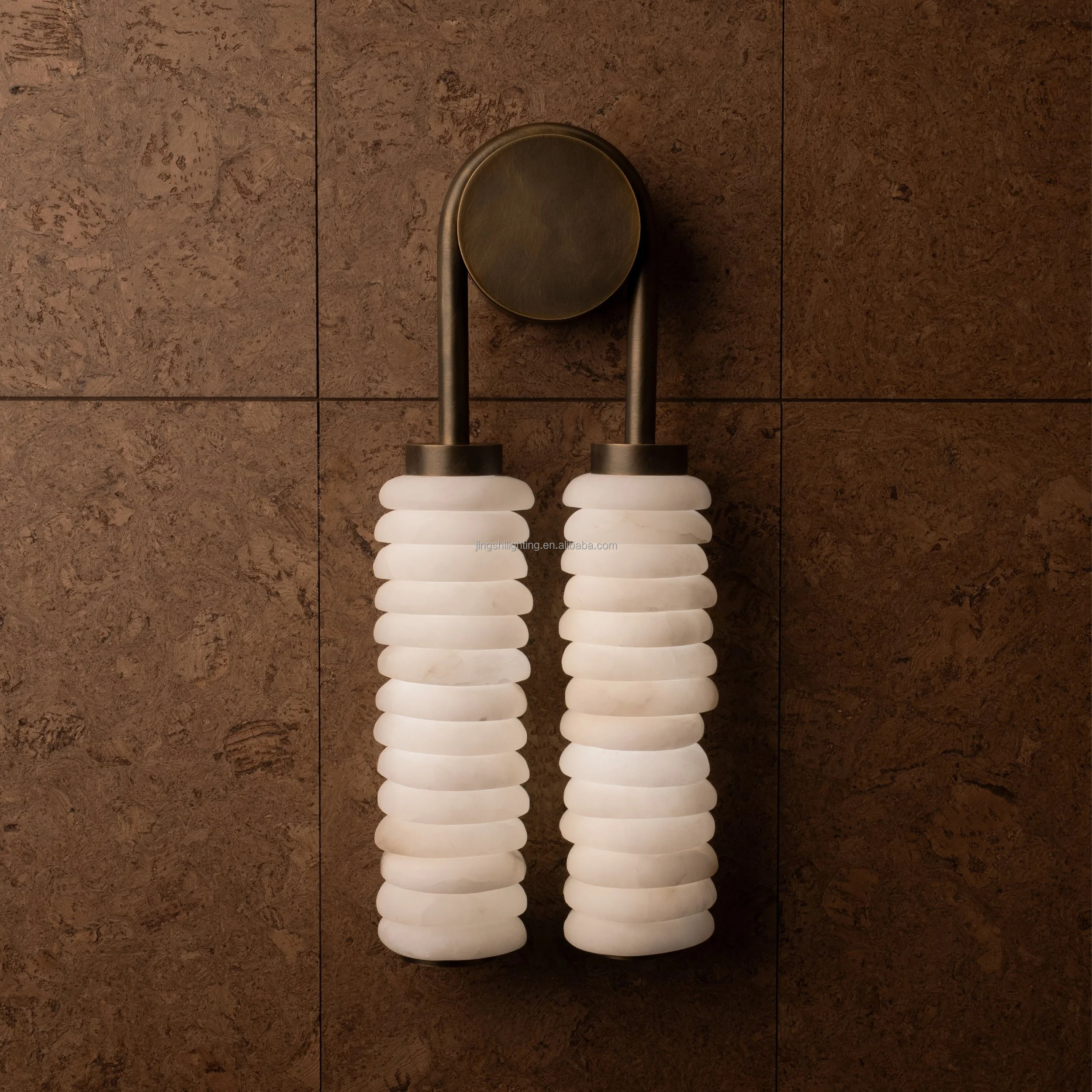 Modern Simple Luxury Brass Spanish Alabaster LED Round Wall Lamp Hotel Living Room Bedroom Wall Decoration Wall Lamp
