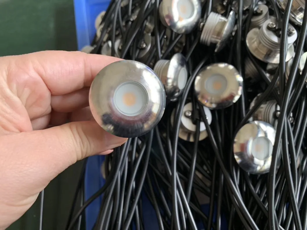 Stainless Steel Surface and Aluminum Heatsink Build Details