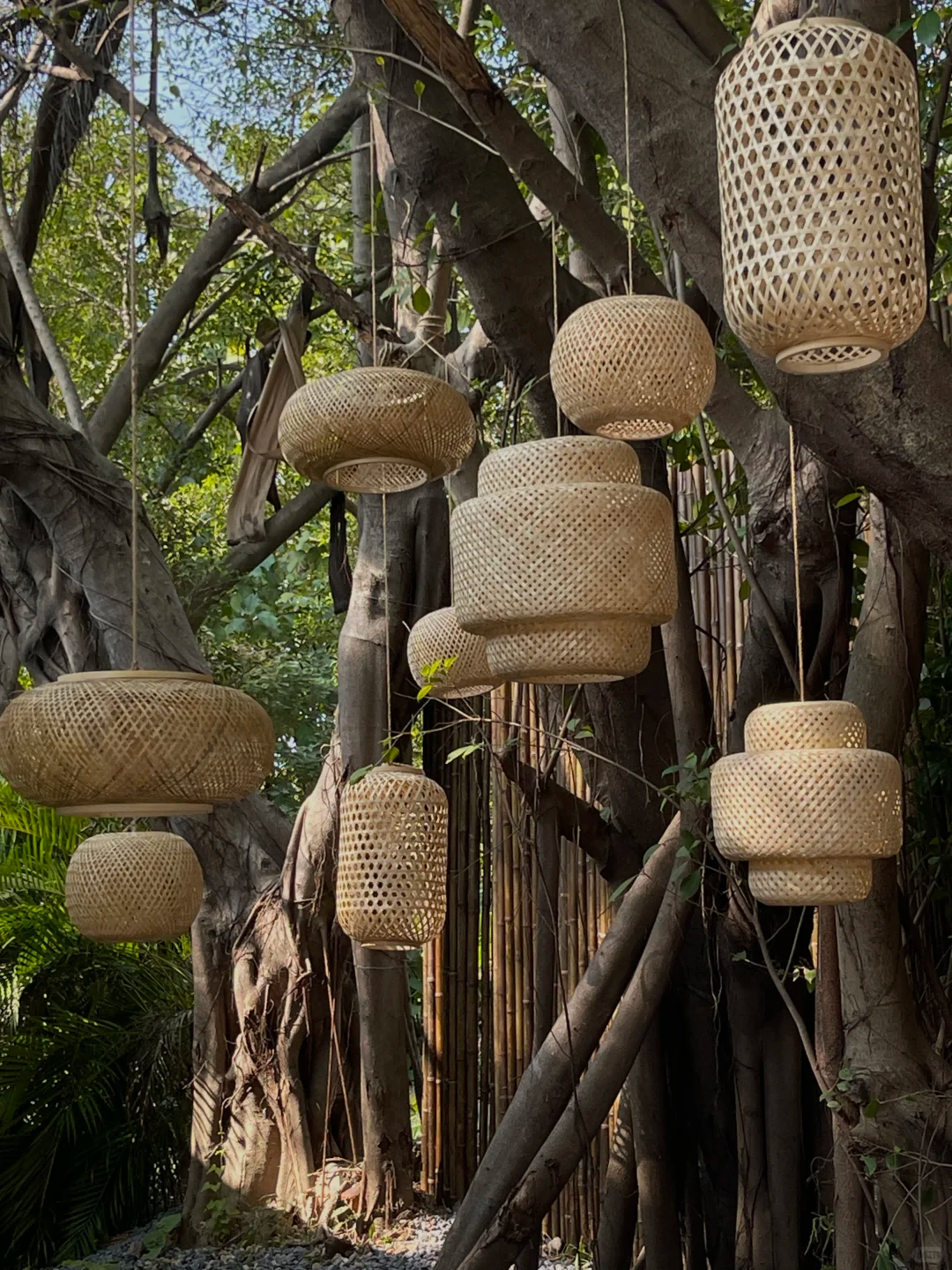 Modern Table Lamp Detail 1