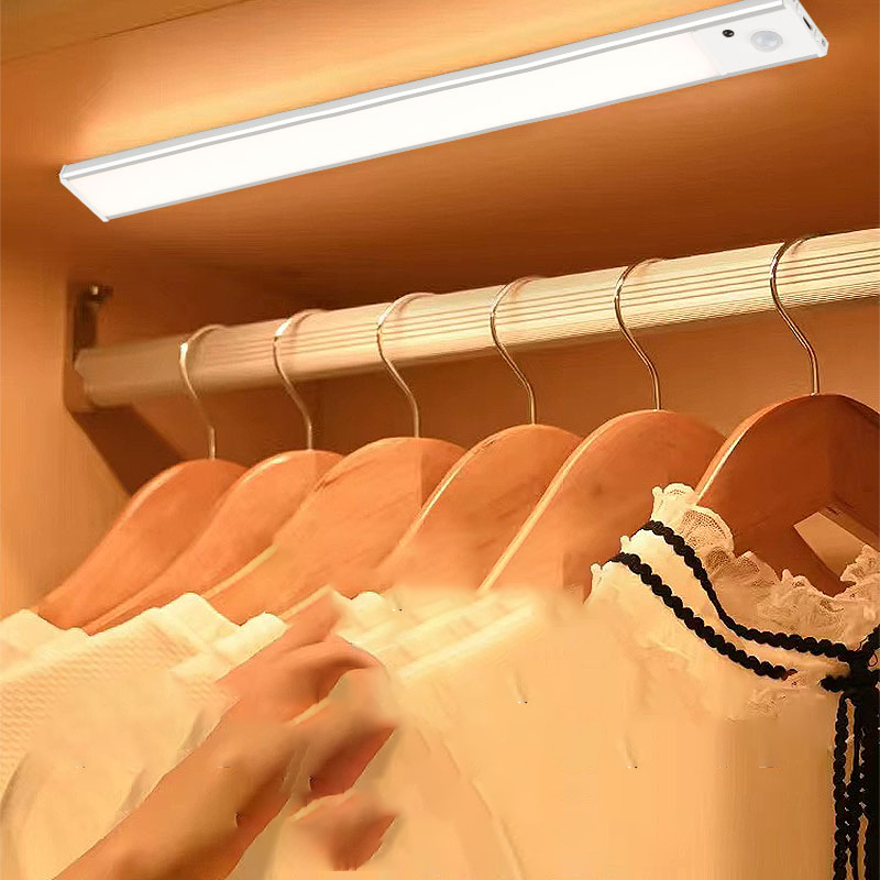 Hot Sale Wireless Motion Sensor Cabinet Lamp Rechargeable Kitchen Cabinet Light