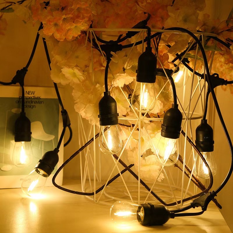 Customized Outdoor Holiday Wedding Garden Decorative String Lights Commercial Grade E26 E27 Lighting for Made in China