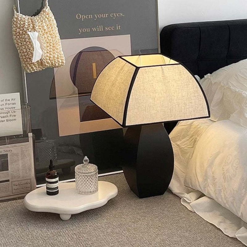 Modern Retro Black Bedside Table Lamp Small Metal Desk Lamps Black Metal Table Lamp Decorative for Hotels