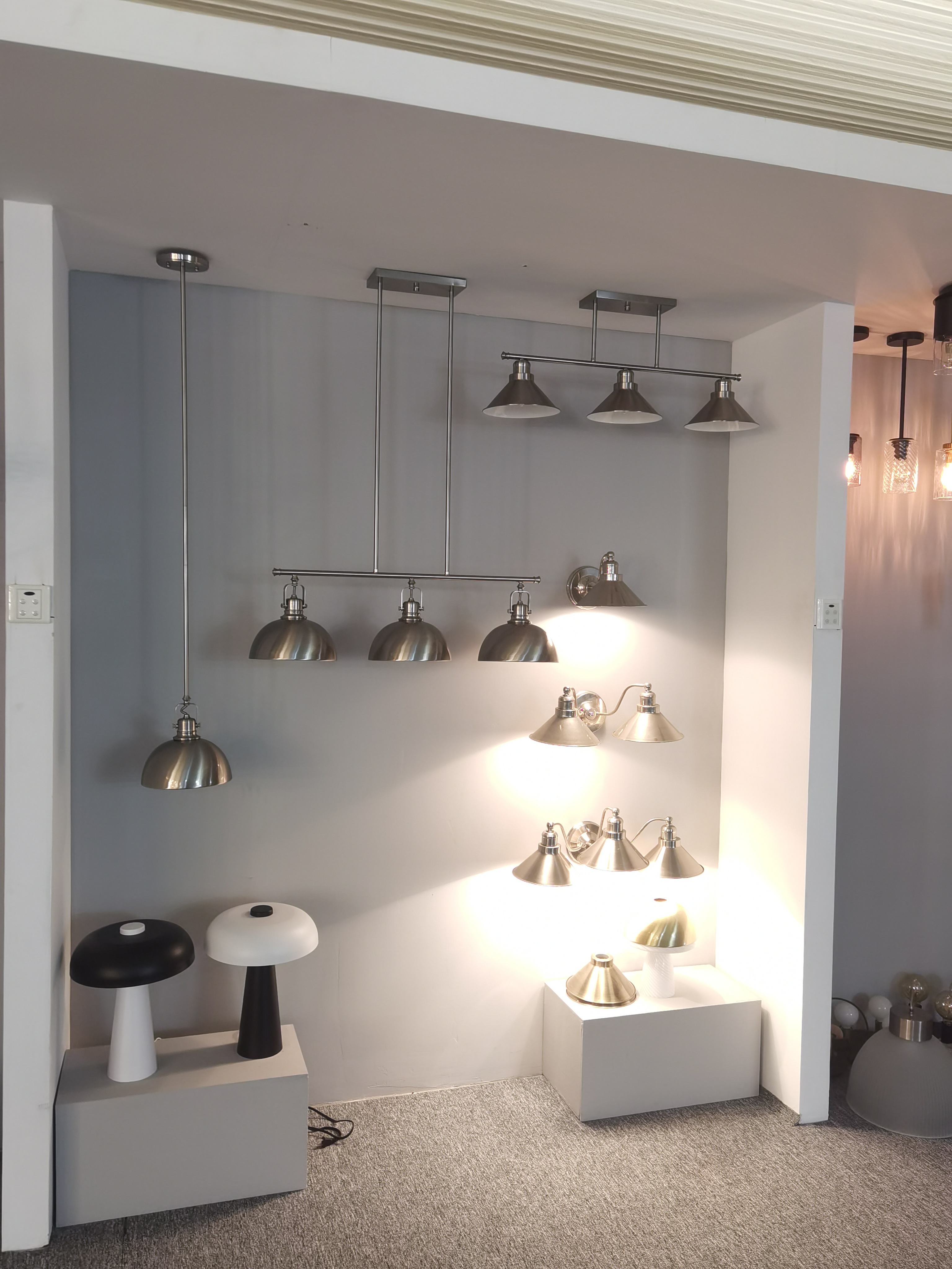 Showroom Picture 3