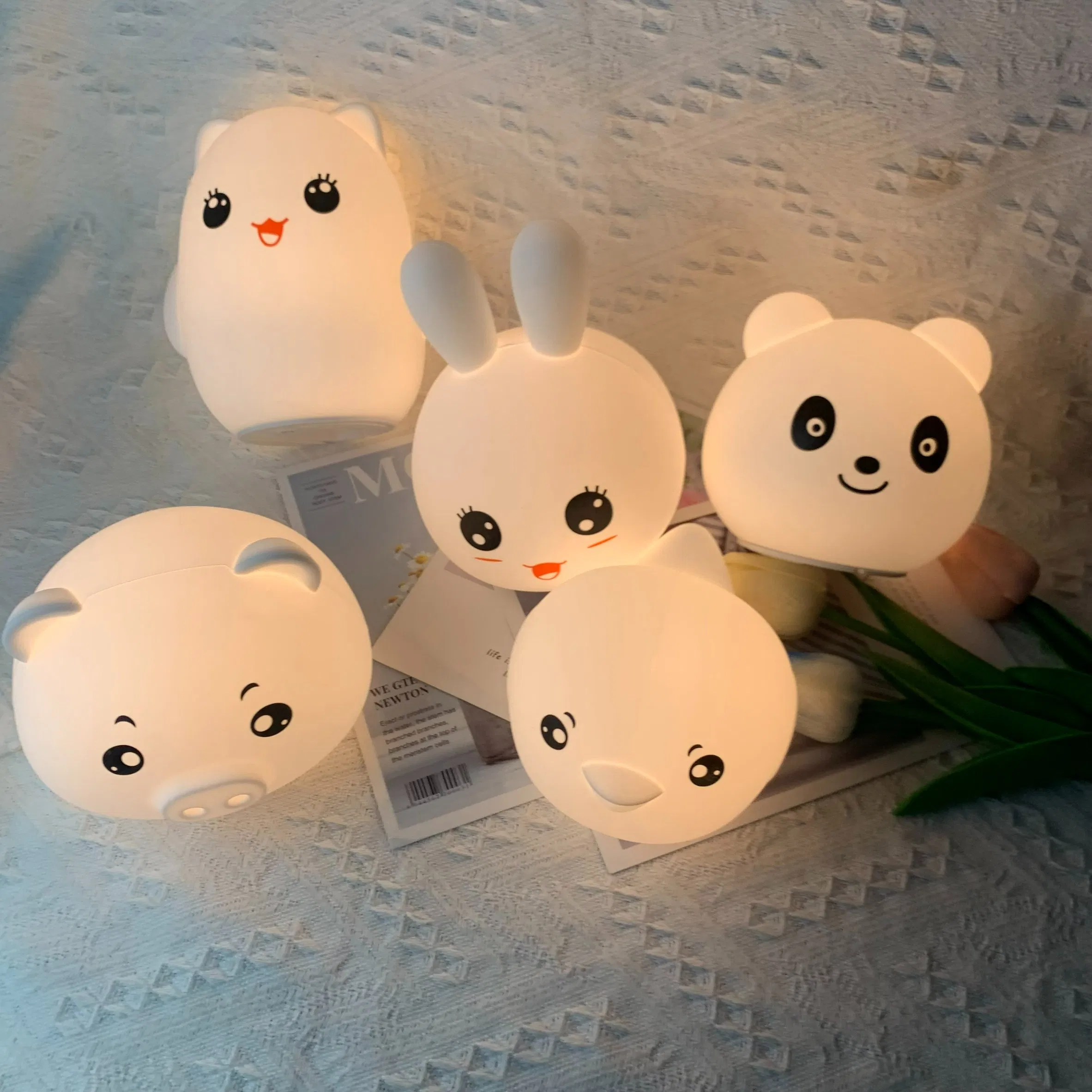 Cartoon Animal Silicone Night Light, Kids Rechargeable Touch Sensor LED Lamp