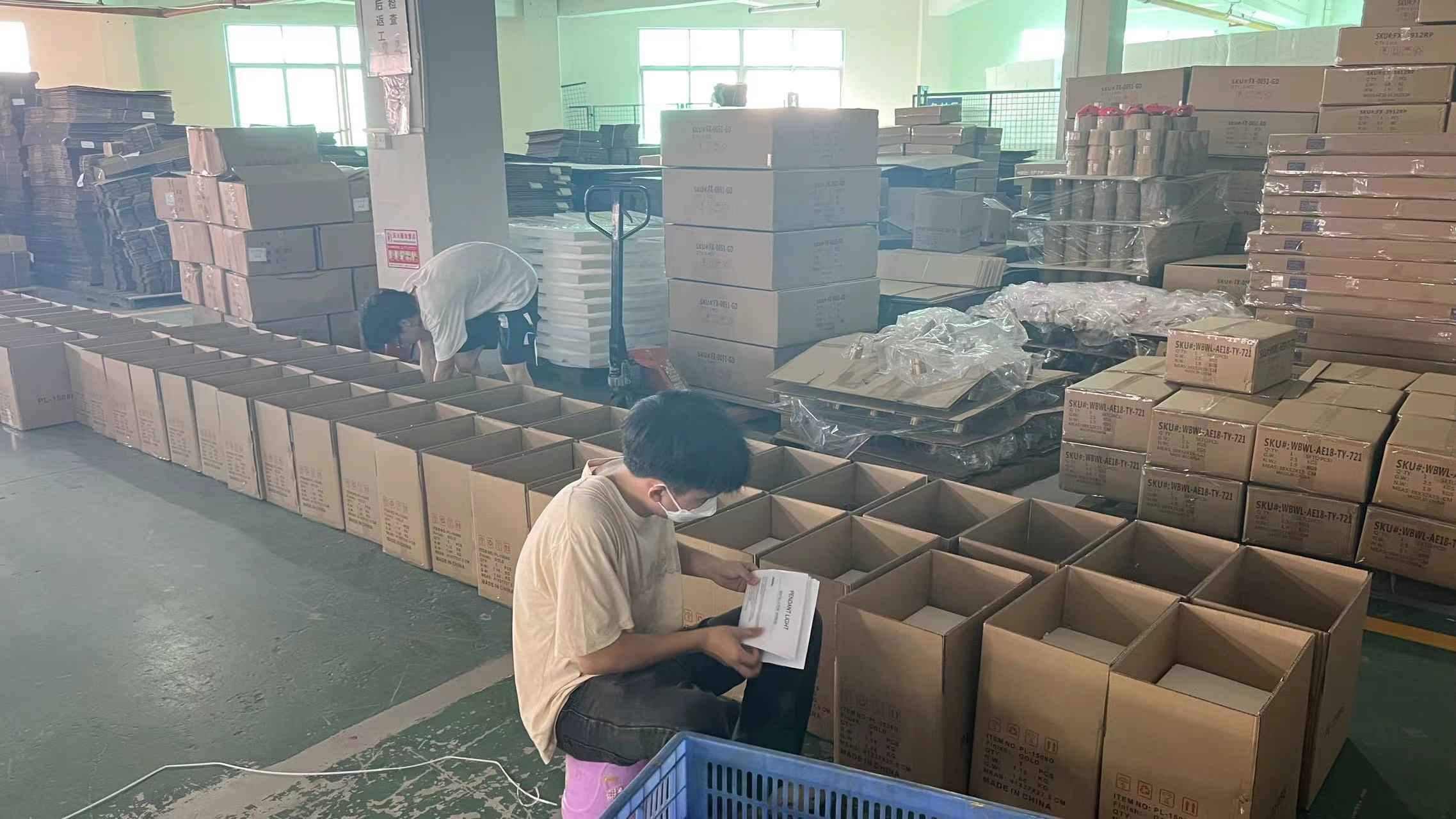 CLC Lighting finished LED lighting products packing for global shipping