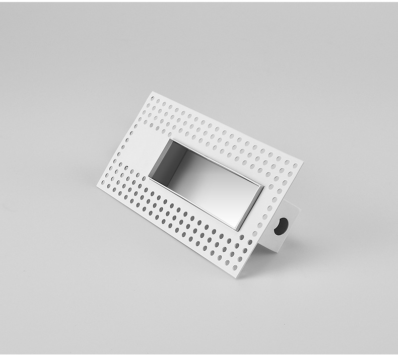 Magnetic Track Light System Display 3