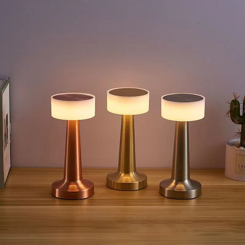 Modern Simple Luxury Light Led Portable Rechargeable Table Lamp for Hotel Coffee Shop Restaurant Table Desk Lamp