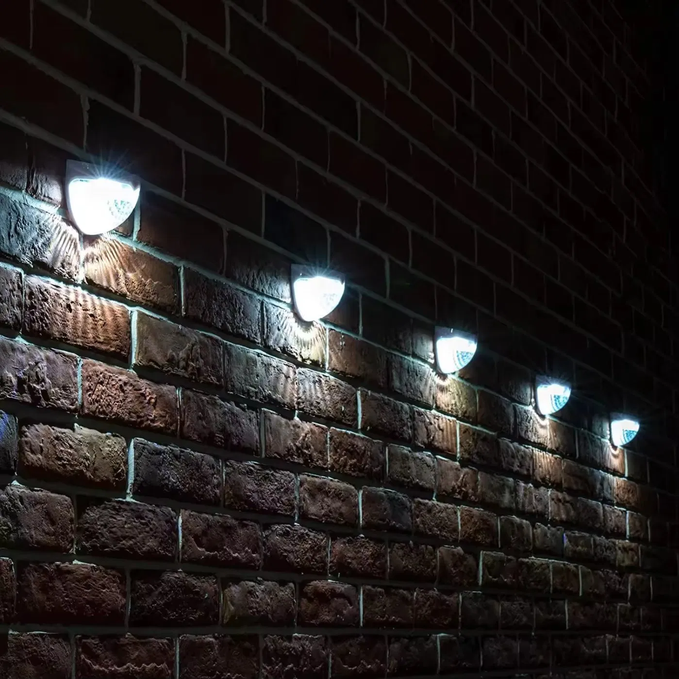 Solar LED Wall Light, Waterproof Outdoor Deck Step Lamp for Garden Fence Yard Decoration