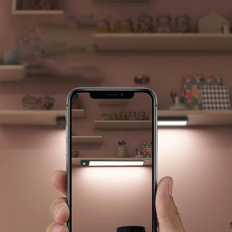 Hot Sale Wireless Motion Sensor Cabinet Lamp Rechargeable Kitchen Cabinet Light