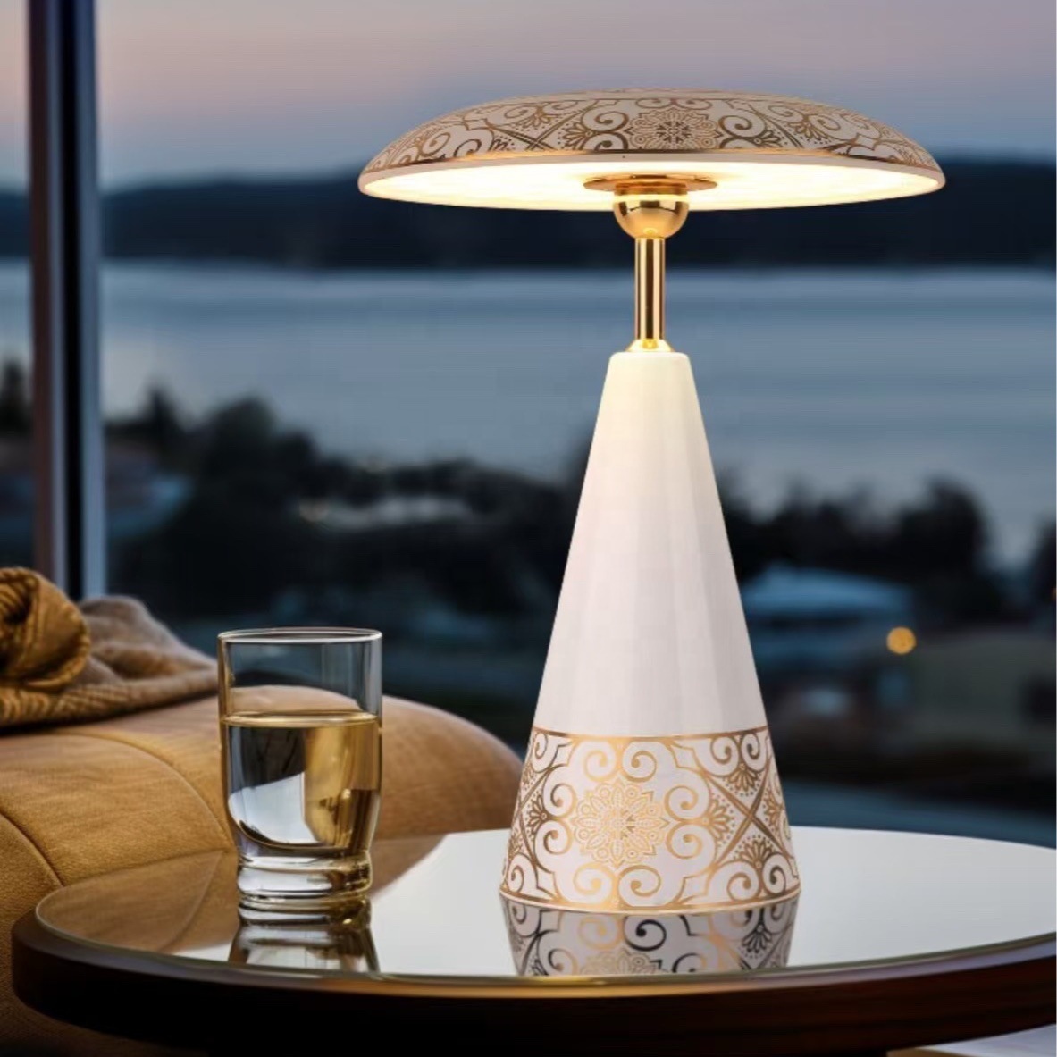 Touch table lamp