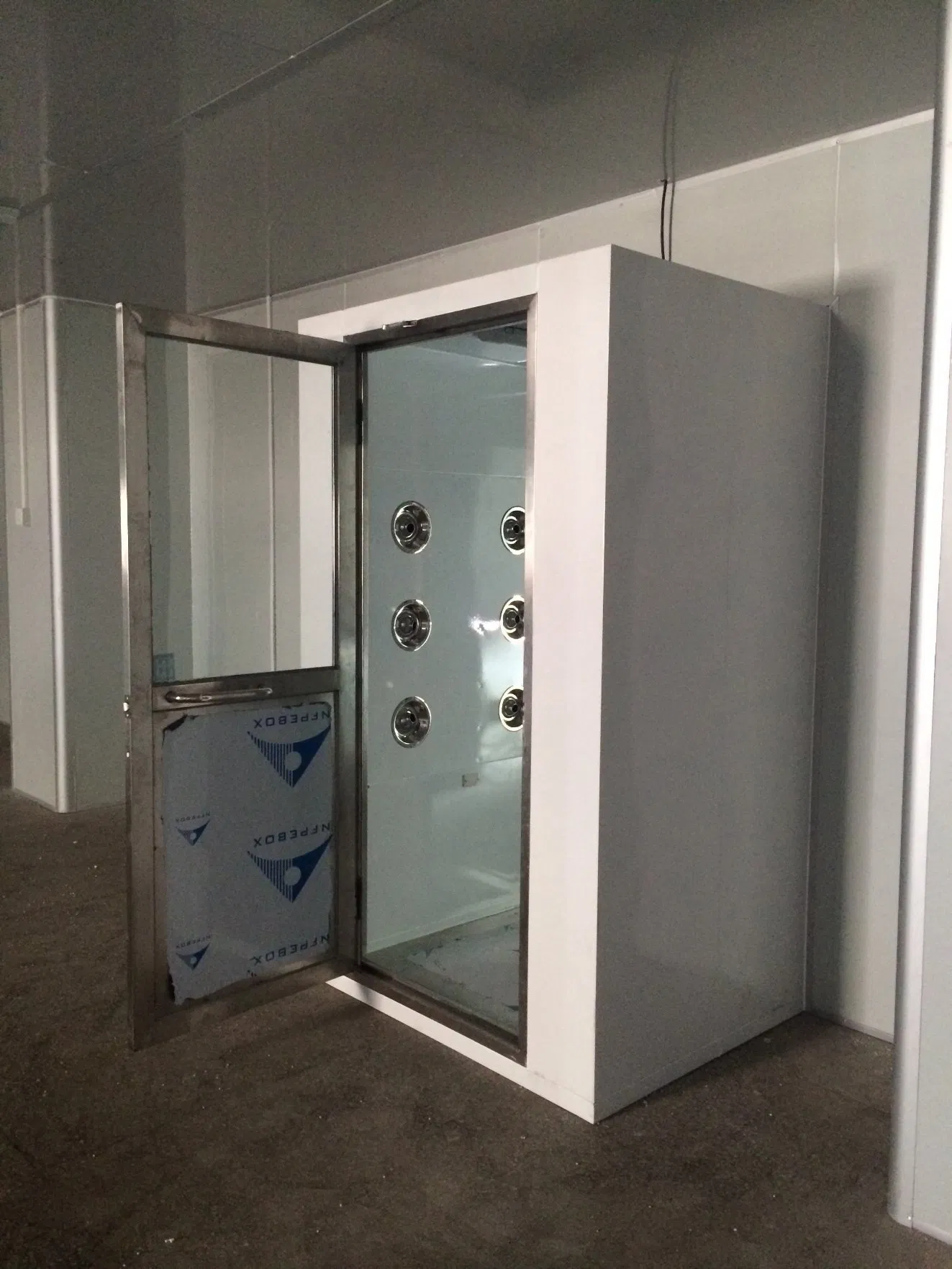 High Quality Air Shower Used for Health Care