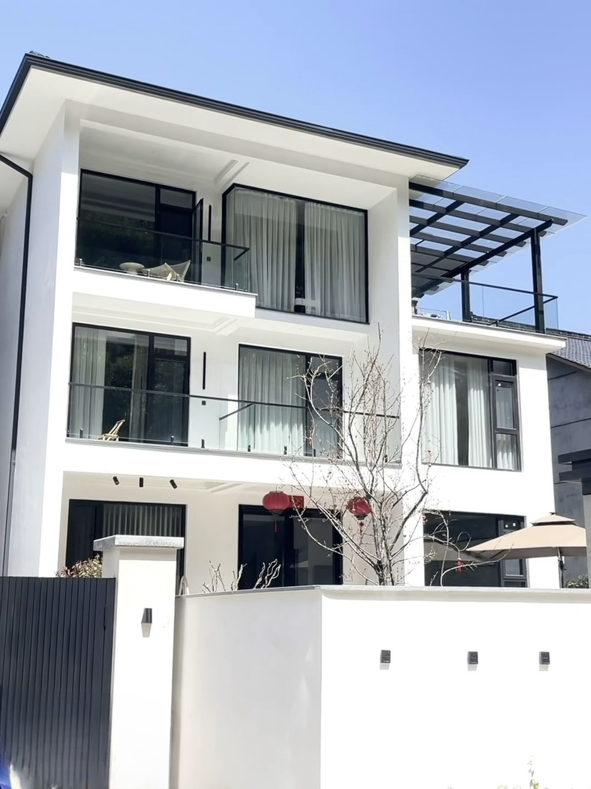 Premium Waterproof Acrylic Wall Finish for Lasting Protection