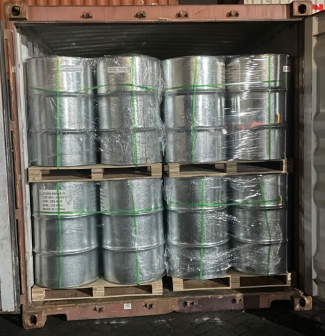 White Camphor Oil CAS 8008-51-3 for Flavors and Fragrances