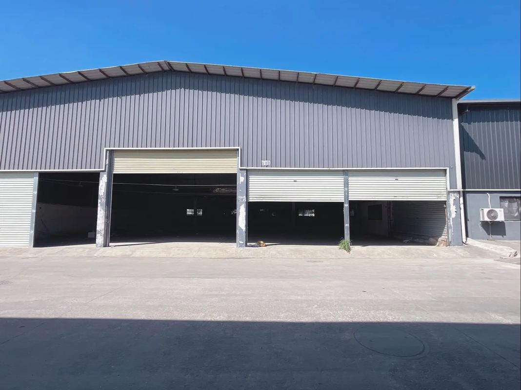 Eco-Friendly Quick Setup Storage Solution for Portable Prefab Houses