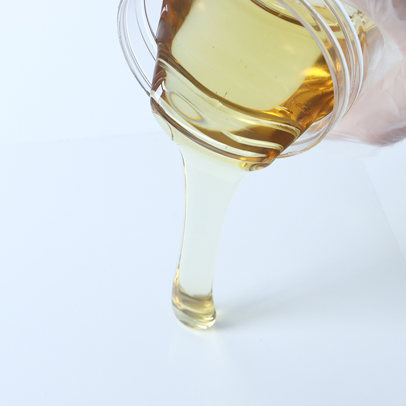 White Camphor Oil CAS 8008-51-3 for Flavors and Fragrances