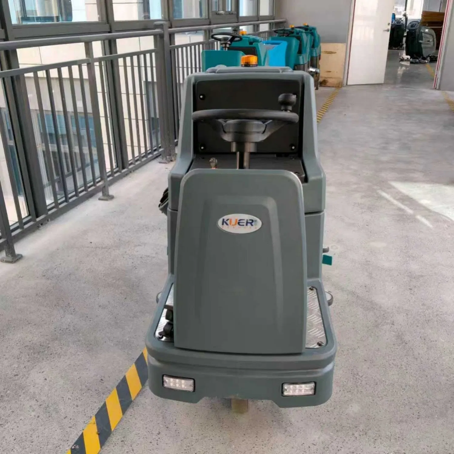H90 Heavy-Duty Floor Cleaner Features Sprinkler Dust Suppression, Supportive Seat, and Powerful Vacuum System