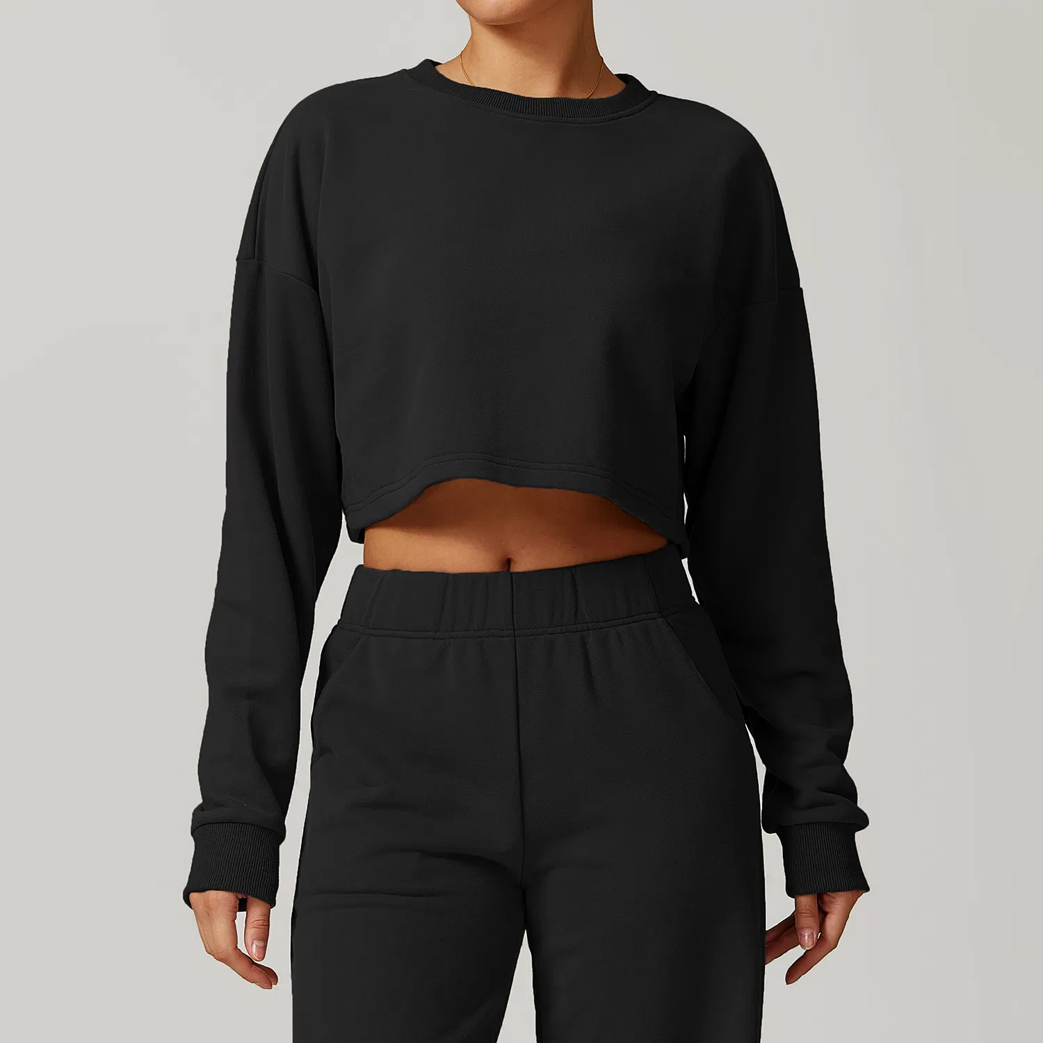 Moletom Cropped Feminino – Blusa de Manga Longa com Gola Redonda, Pulôver Solto para Exercícios com Costas Sobrepostas para Corrida e Treinamento