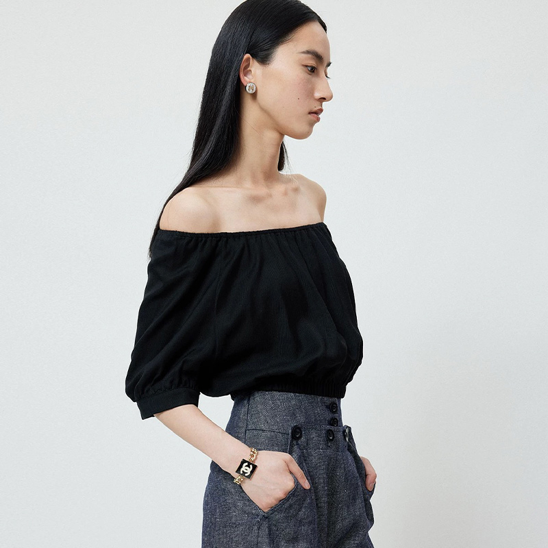 Camisa Cropped Casual Feminina com Ombros à Mostra, Mangas Balão Soltas