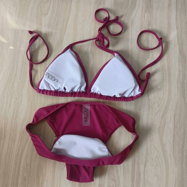 Maiô Feminino Decote V Profundo Push up Justo Bikini