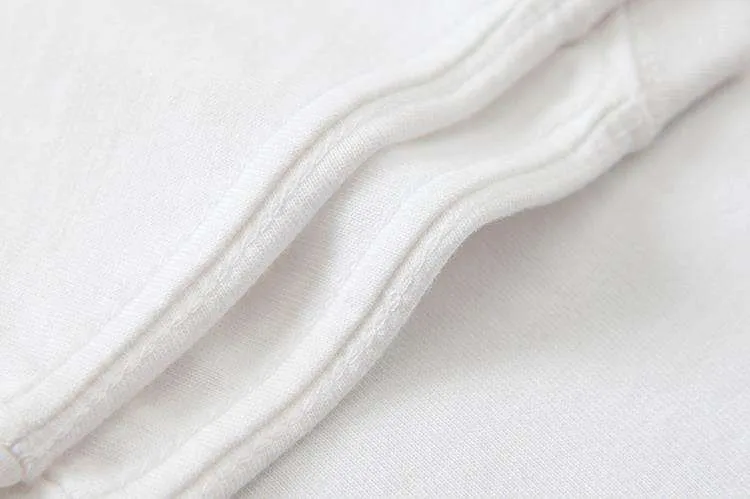Camiseta Detalhes Ombro Caído