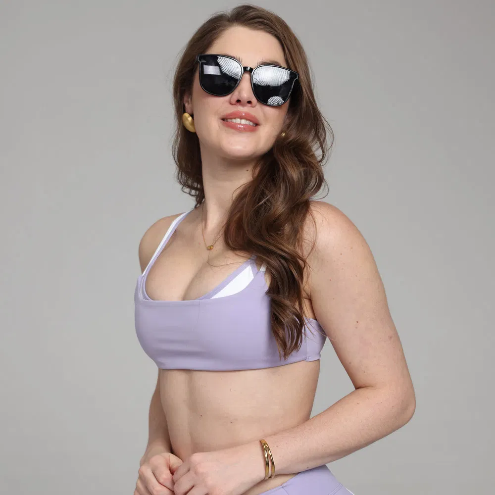 Sutiã esportivo sem costura personalizável e lisonjeiro para mulheres, ideal para aeróbica