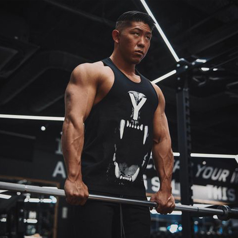 Roupas de treino casuais personalizadas, regata lisa e sólida, com tecnologia de absorção de umidade, para academia e fitness, modelo stringer para homens