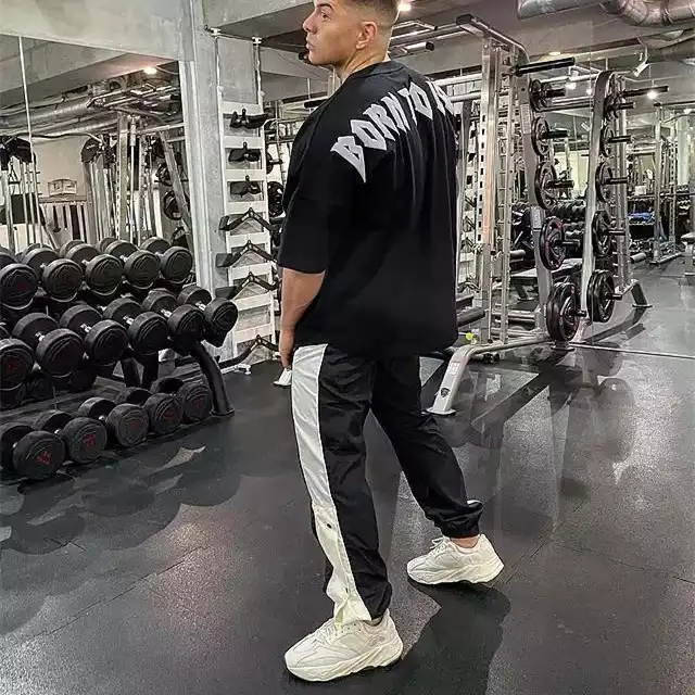 Camiseta Masculina de Fitness em Algodão Personalizado com Impressão em Espuma Puff Grande nas Costas, Ombro Caído, Streetwear Pesada, Camiseta Boxy Oversized