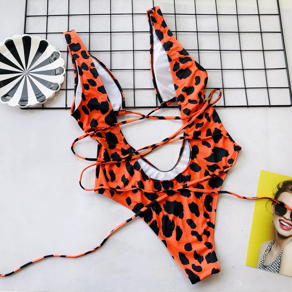 Novo Biquíni Sexy de Uma Peça Multicolorido Secagem Rápida Respirável Biquínis Oco Decote em V Moda Praia Traje de Banho