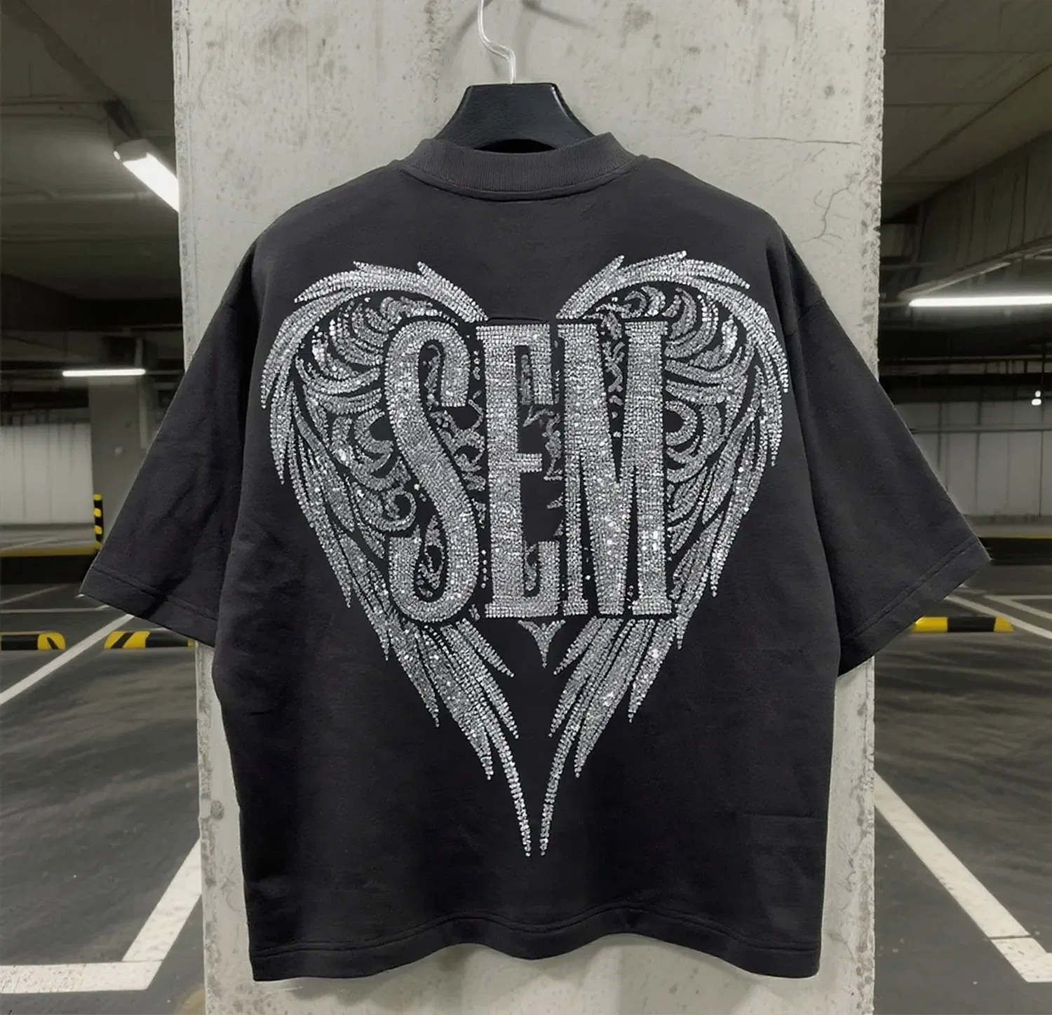 Camiseta de Algodão Oversized com Estampa de Strass para o Verão, Estilo Hip Hop, Moda de Rua, Camiseta Gráfica Personalizada