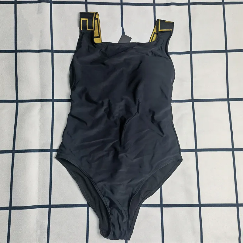 Maiô Designer 8