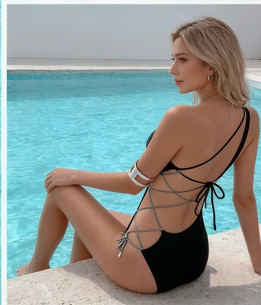 Maiô sexy de um ombro só com recortes em corrente, traje de banho de perna alta