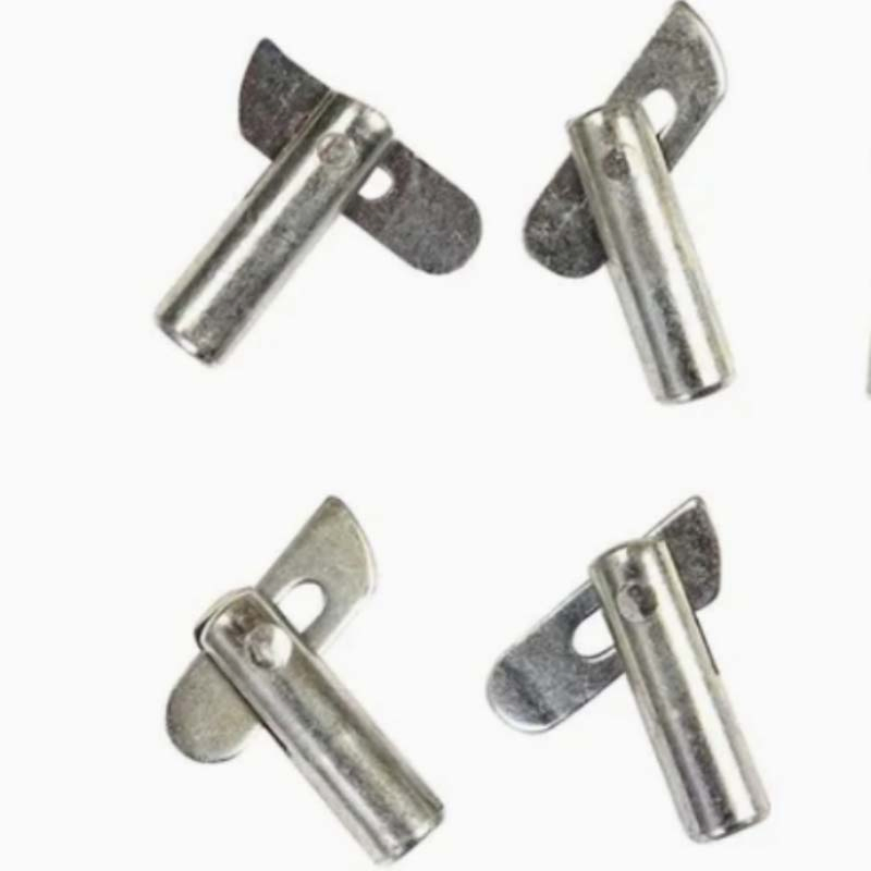 Gravity Lock Pin Pig Tail Shape for Scaffolding Cross Brace Fixation