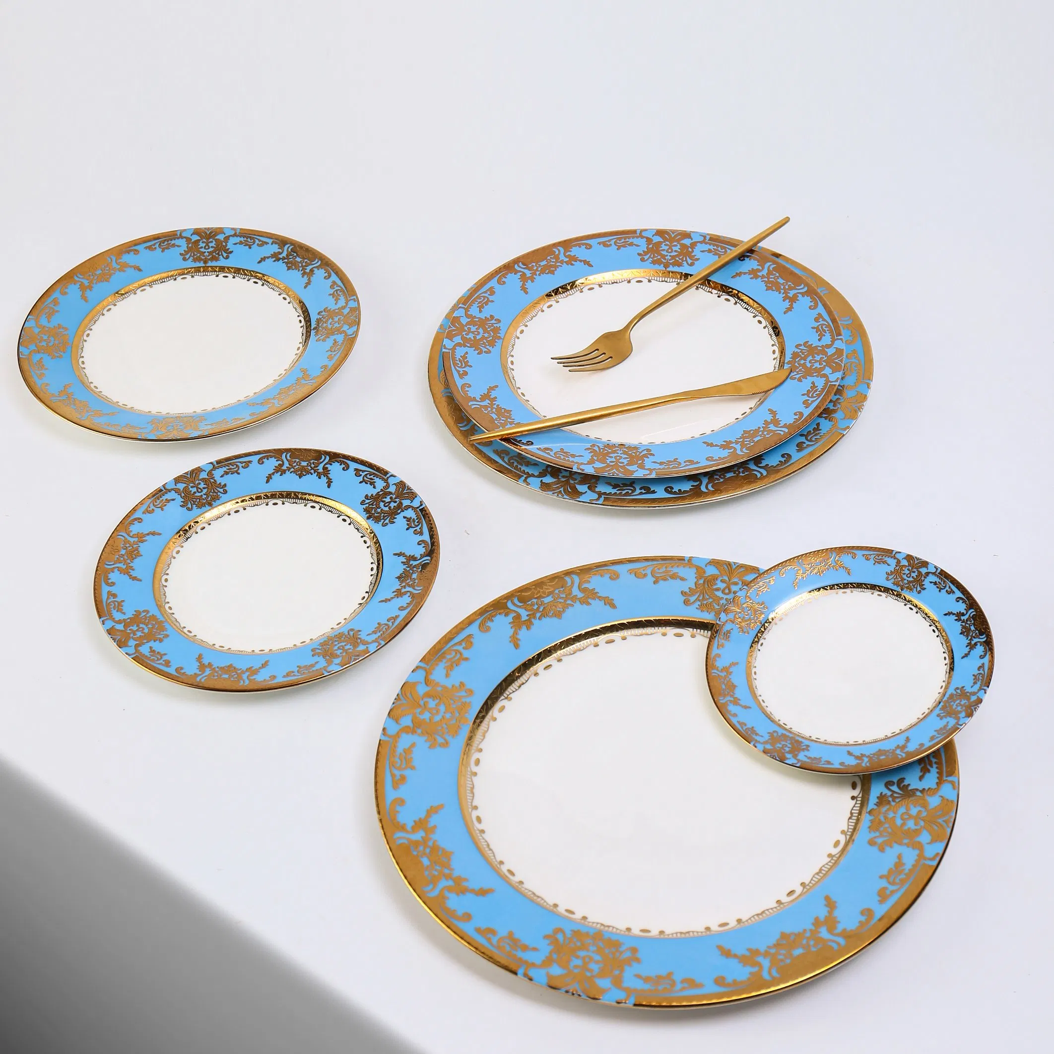 Bone China Dinnerware Sets Luxury Ceramic Dinner Plate with Gold Rim