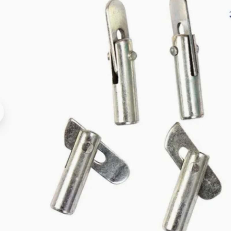 Gravity Lock Pin Pig Tail Shape for Scaffolding Cross Brace Fixation