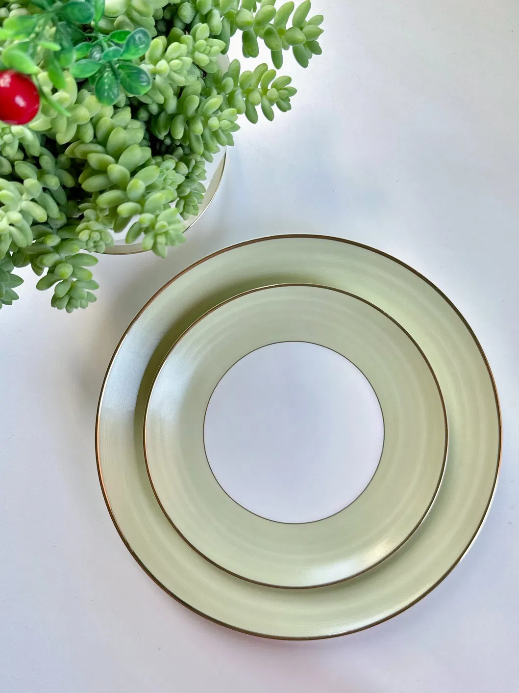 Bone China Plate Set 2