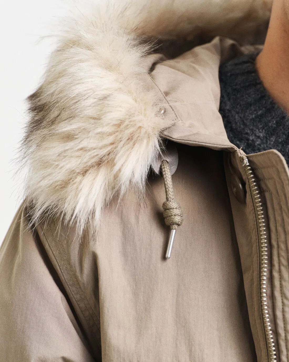 Wholesale Men Jacket Customized Active Clothes Men Water-Proof Puff Down Coat Male Down Parka Jackets Outdoor Outwear Man Wind-Proof Fur Hood Outdoor Coat