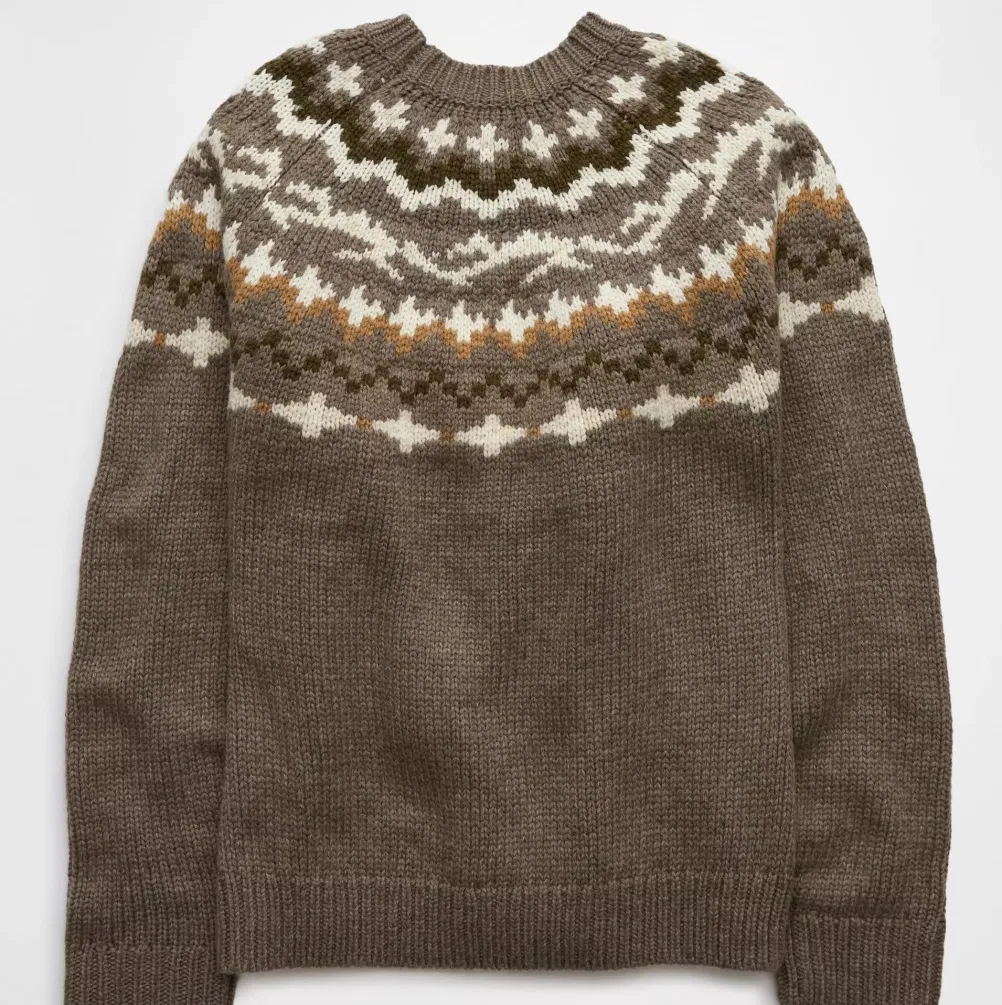 Classic Fair Isle Sweater for Men - Cozy Knitwear for Winter