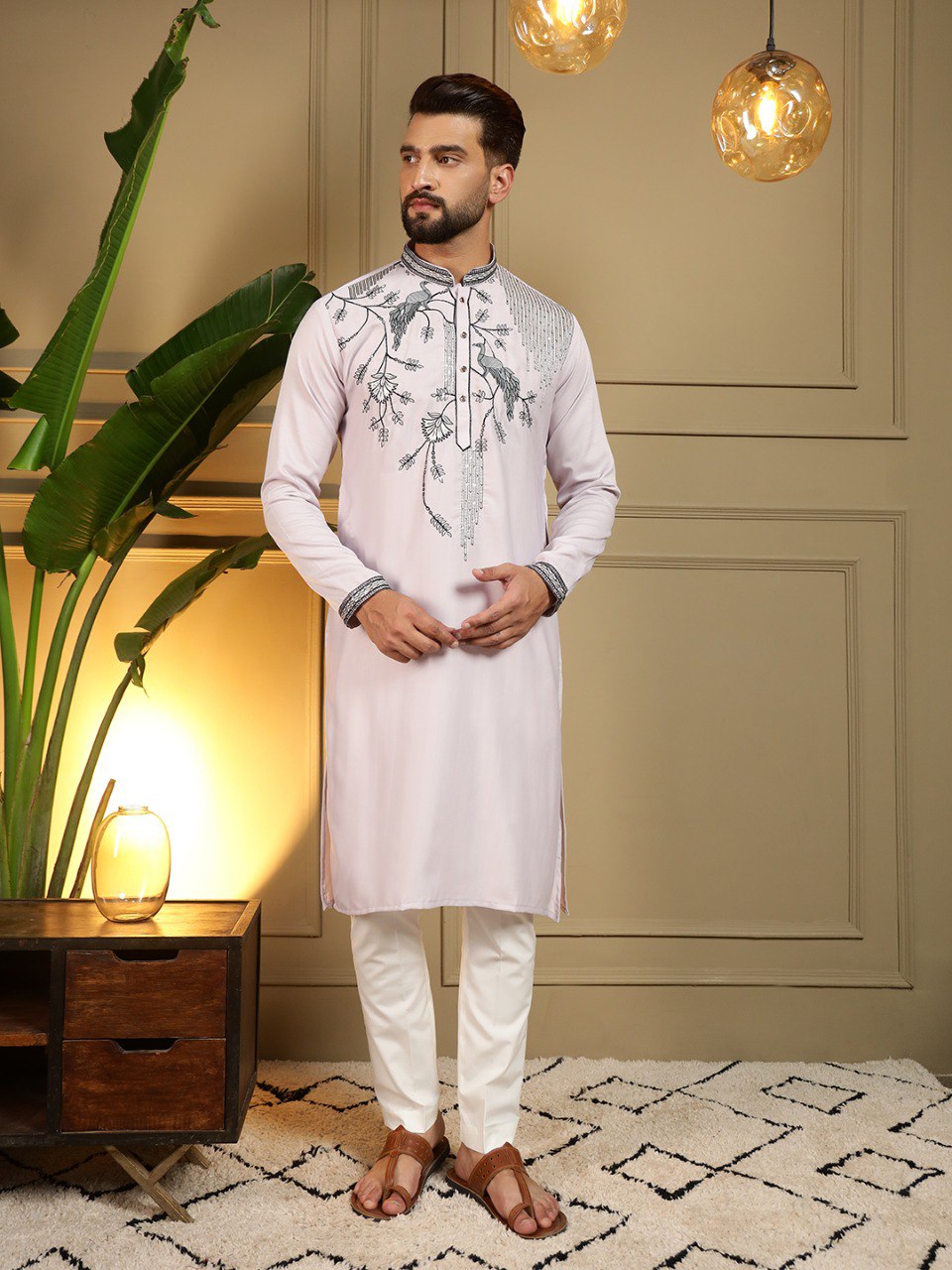 Stylish Traditional Men&rsquo;s Kurta Set with Modern Embroidery Detailing