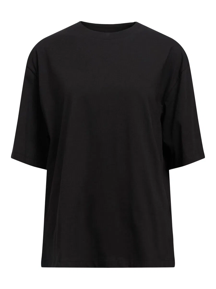 T-Shirt Detail