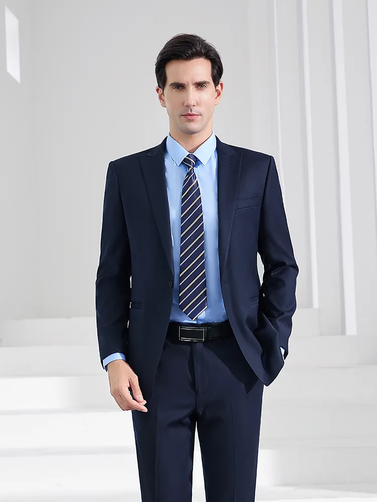 Suit Detail 14