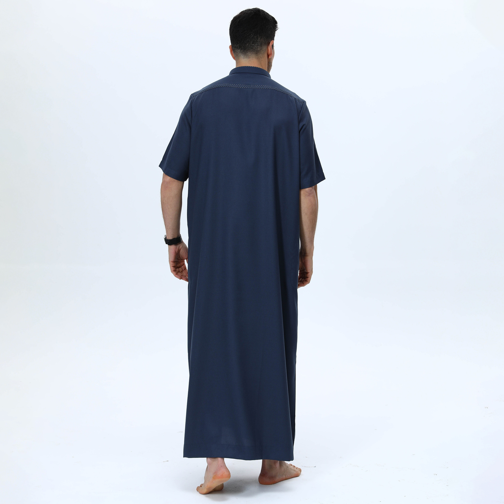 Men's Solid Color Robe Model