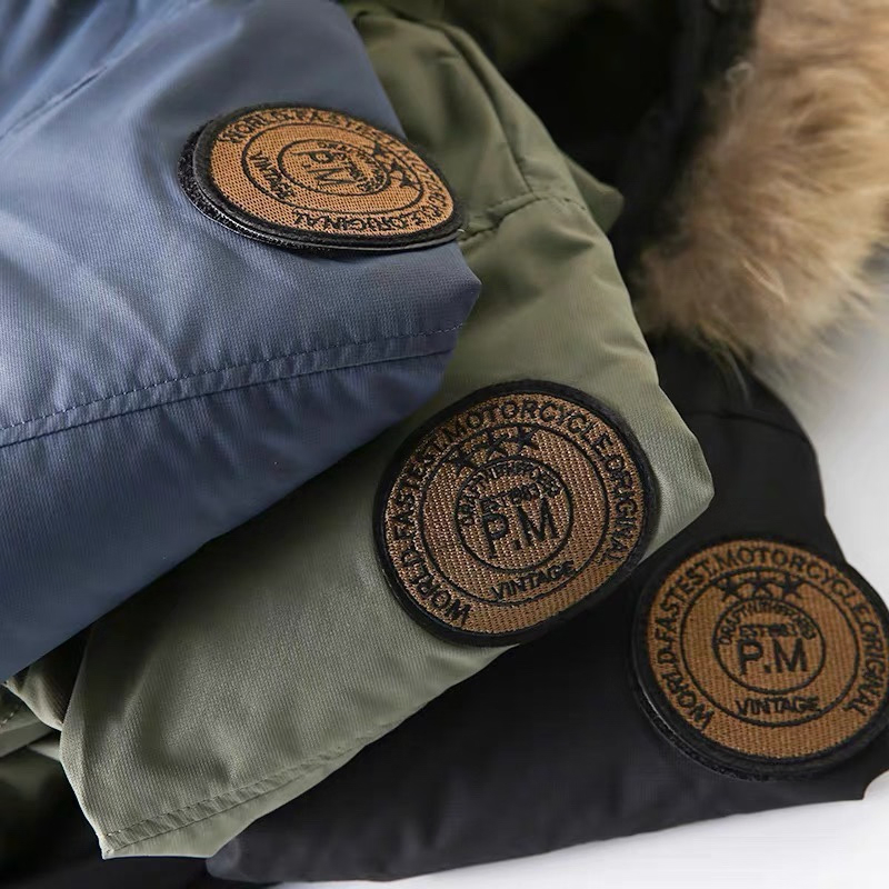 Autumn and Winter Fashion Wholesale, Luxury Brand, 1: 1 Replica of Men's and Women's Down Jackets Garment Apparel