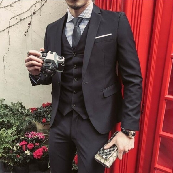 Detailed Suit Image 2