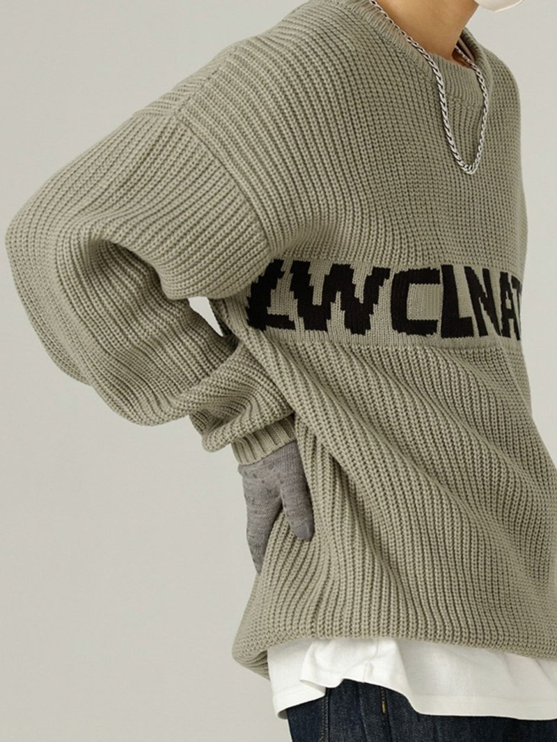 Custom Logo OEM Men's Sweater Jacquard Letter Pullover Knitwear Winter Crew Neck Loose Fit Oversized Knitted Sweater for Men