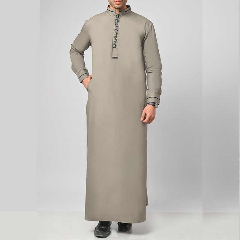 High Quality Traditional Embroidery Designed Men's Thobe Custom Stand Collar Islamic Clothing Men's Thobe