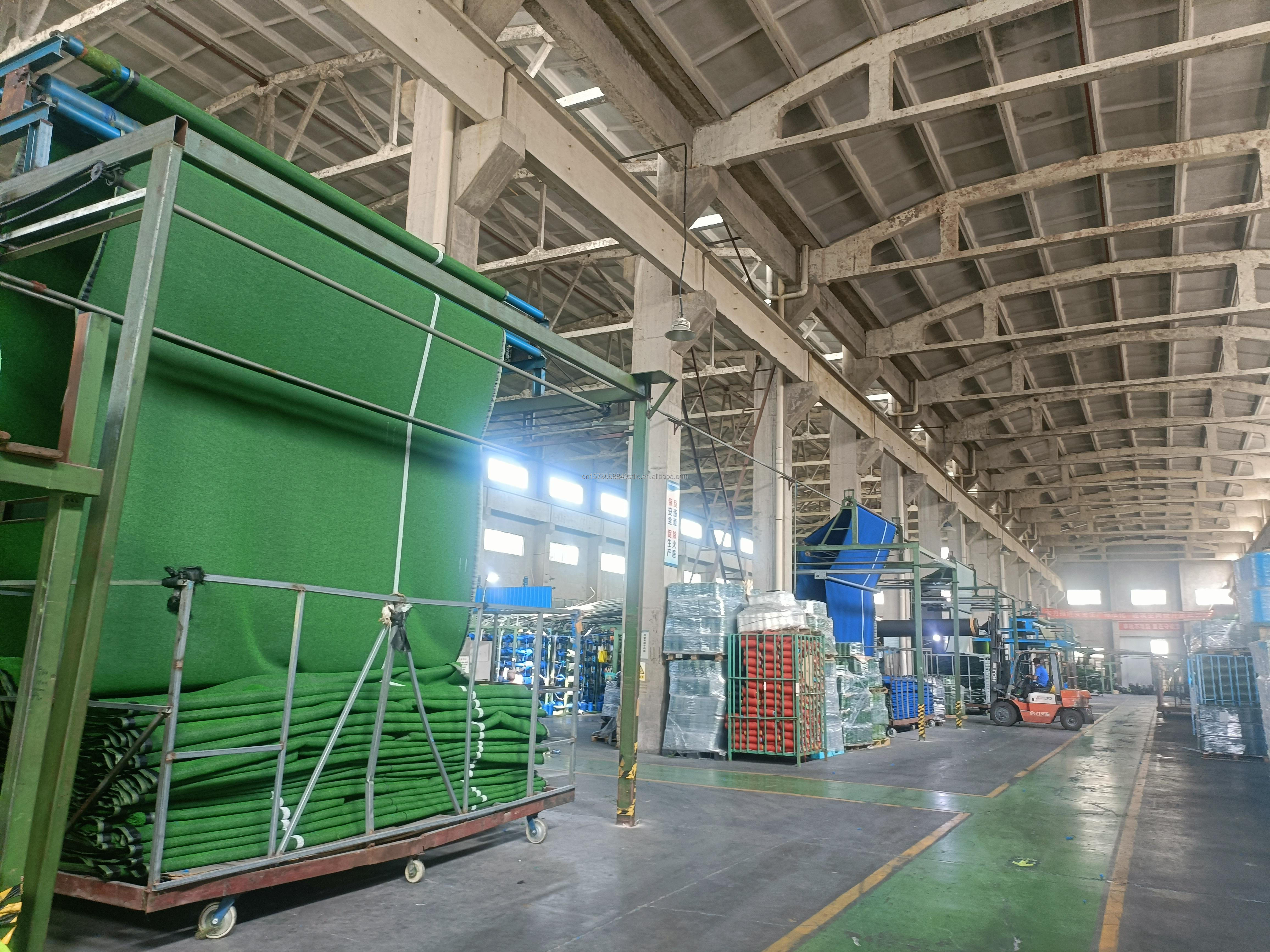 High Density 42000 Polypropylene SSG Tee35 Green Golf Course Tee Turf Mat 35mm Pile Height Eco-Friendly Artificial Grass