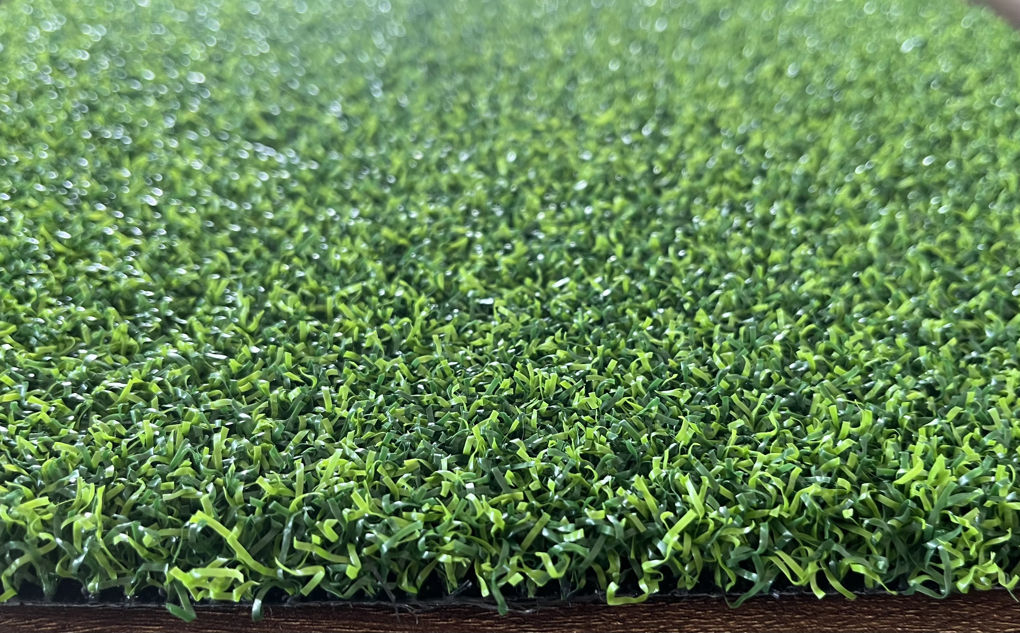 15mm 13mm 58800 63000 Stitches Density Golf Course Putting Green Synthetic Lawn Artificial Grass With 12mm Pile Height
