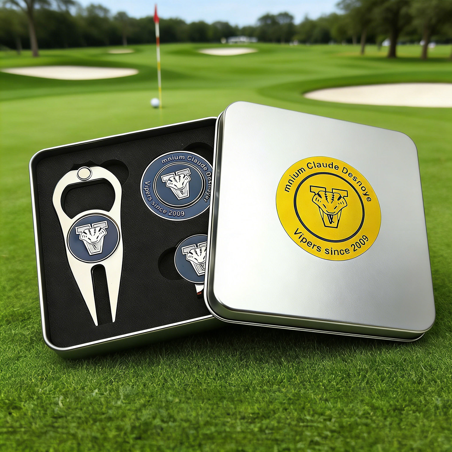 Tournament Souvenir Golf Gift Set Custom Magnetic Ball Marker High Quality Golf Pitchfork Best Price Poker Chip Set